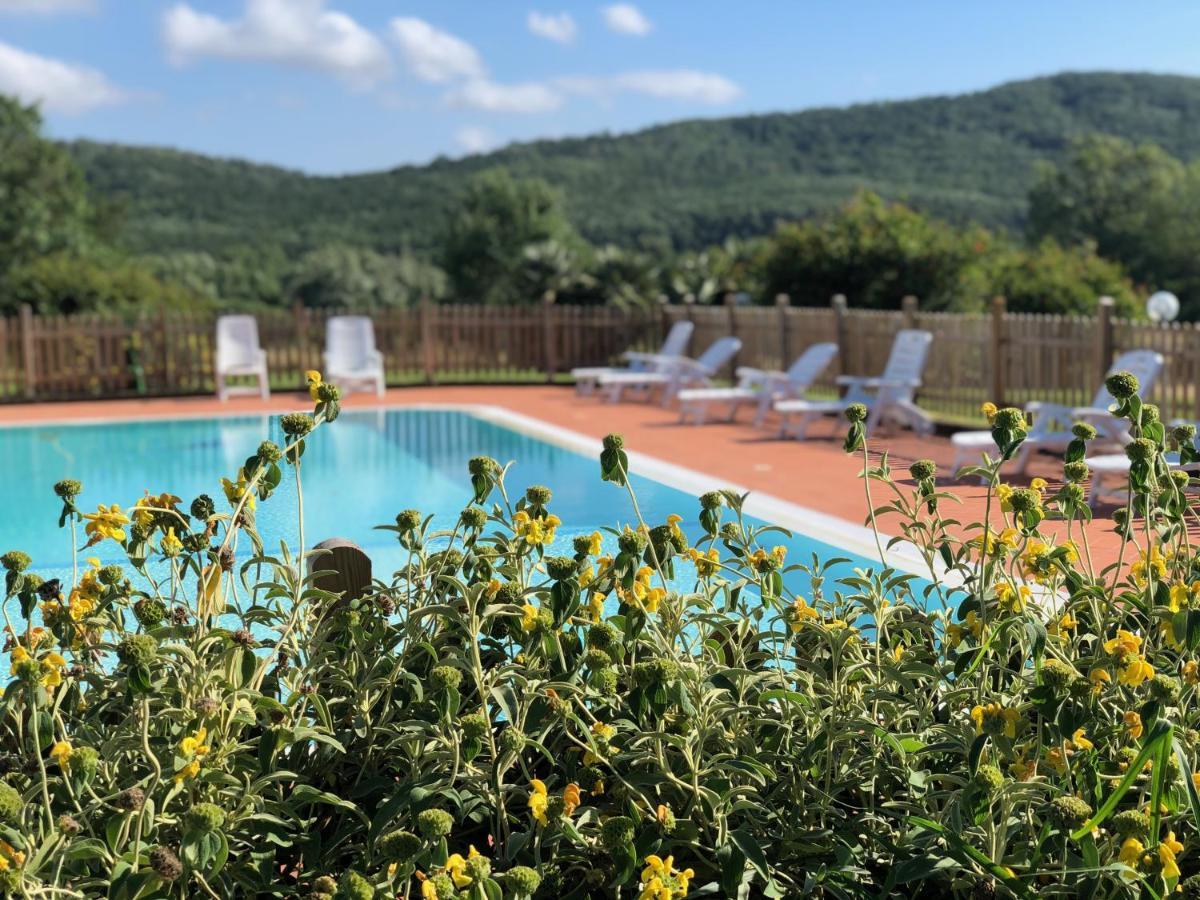 Agriturismo Santa Lorica Sassetta Exterior photo